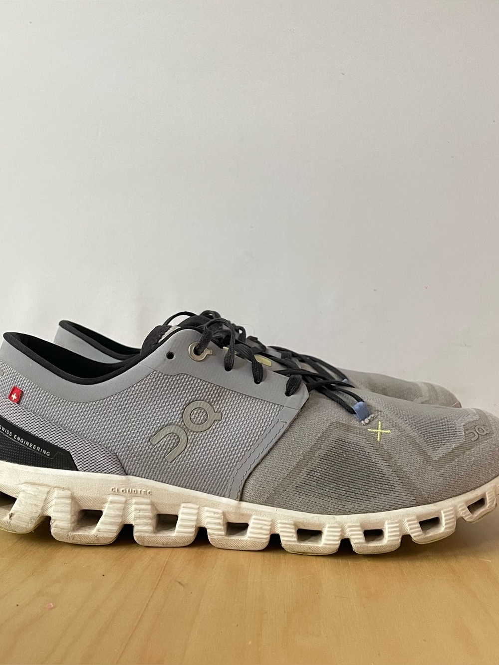 On Running Cloud X 3 Women’s Training Shoes | US 10